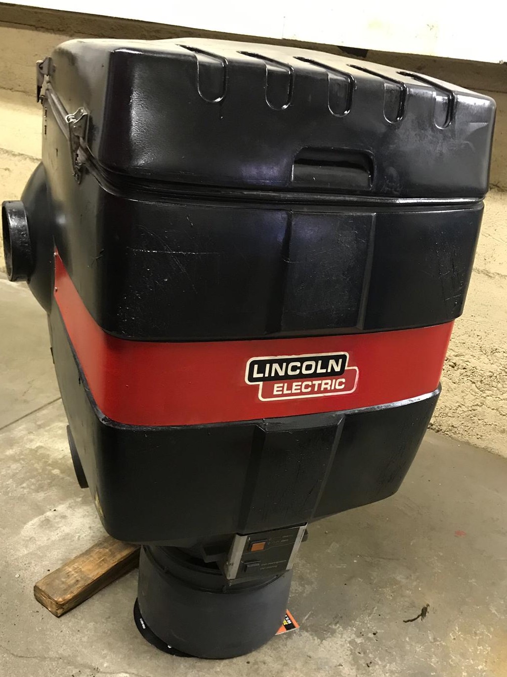 Lincoln Electric  Robotic eCell | Dual Position Welding Workcell 