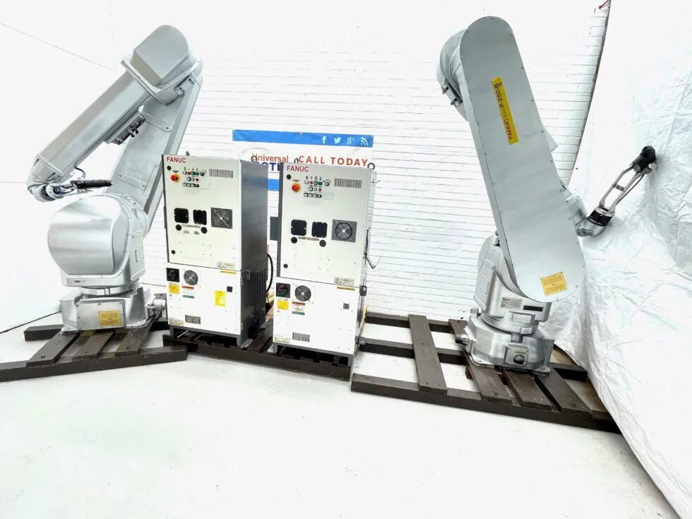 Fanuc P-250iB/15 | Universal Robotic Inc